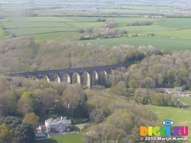 FZ014792 Railway bridge from the air